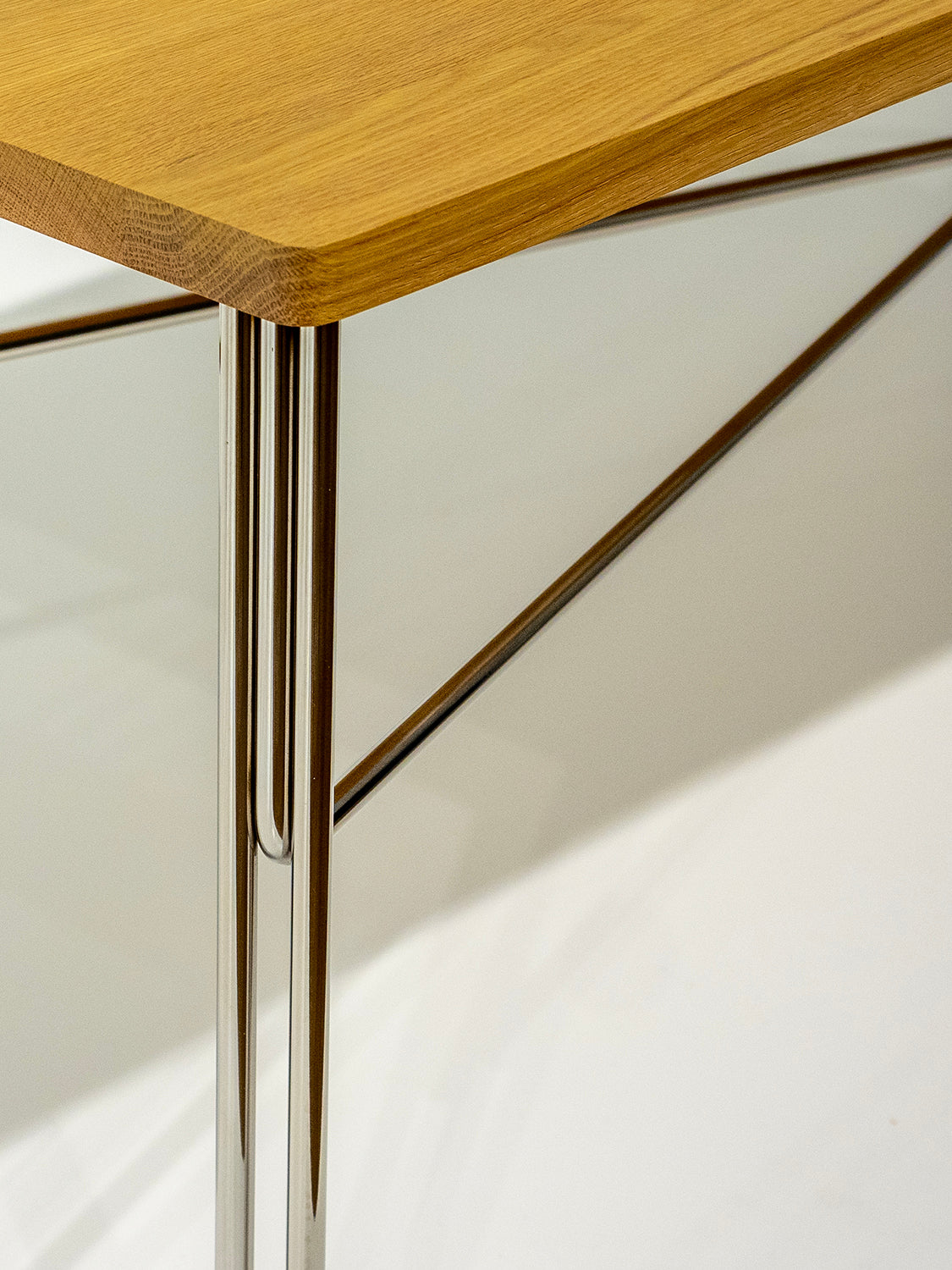 NINE - Inline Coffee Table