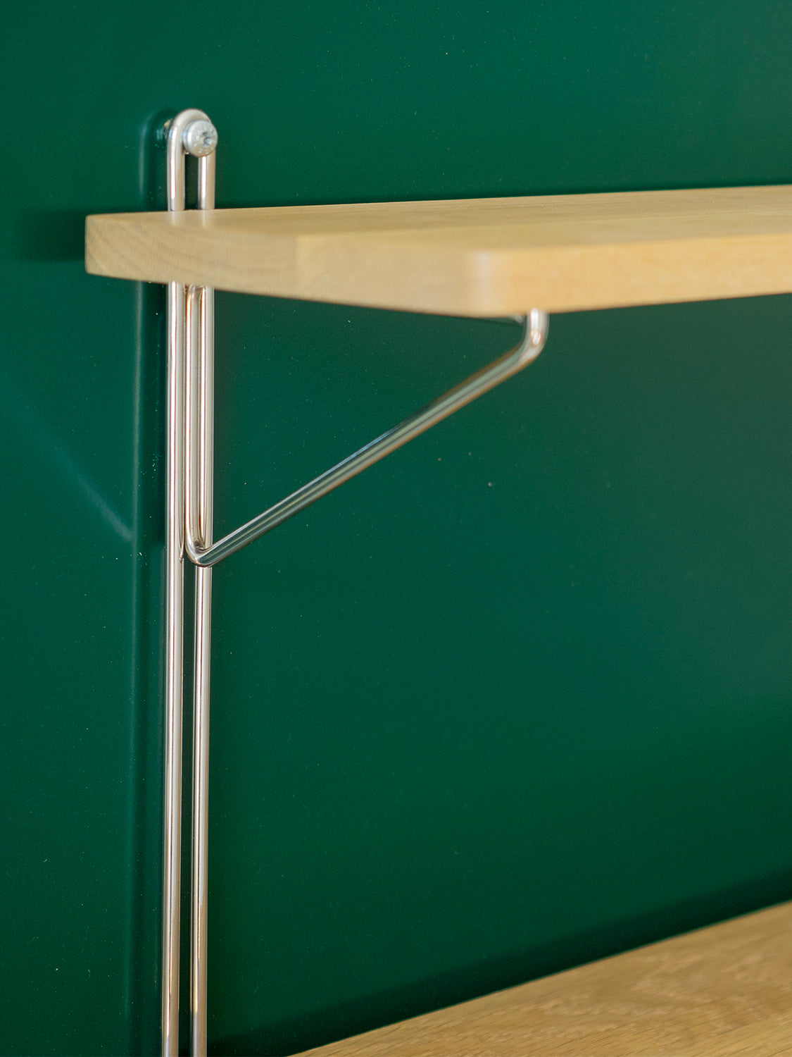 NINE - Inline Wall Shelving