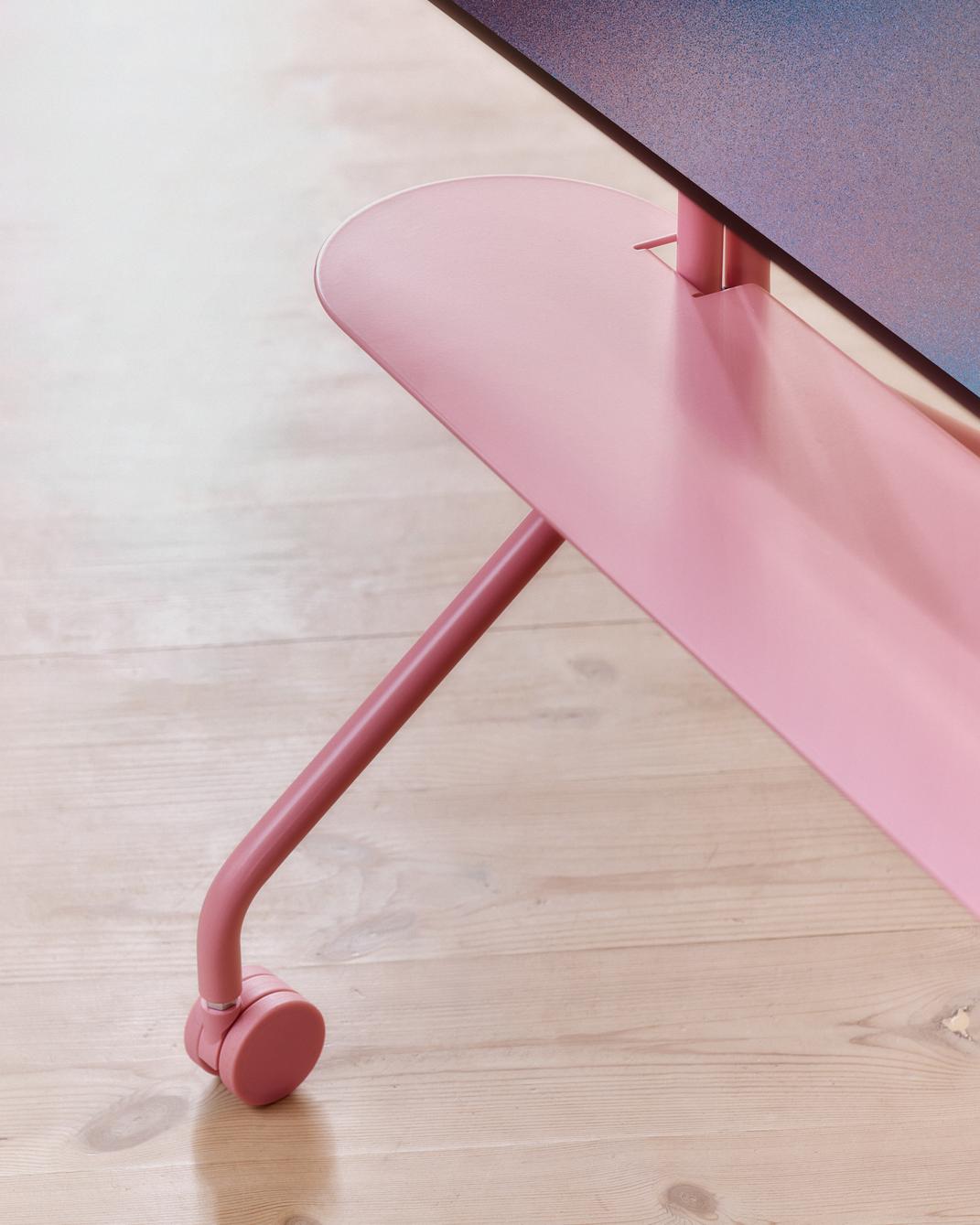 Pedestal - Pipe Shelf