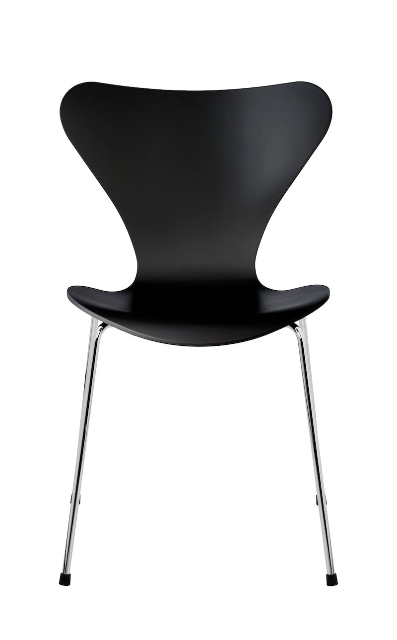 Fritz Hansen - Series 7 3107 Dining Chair - Lacquered Veneer