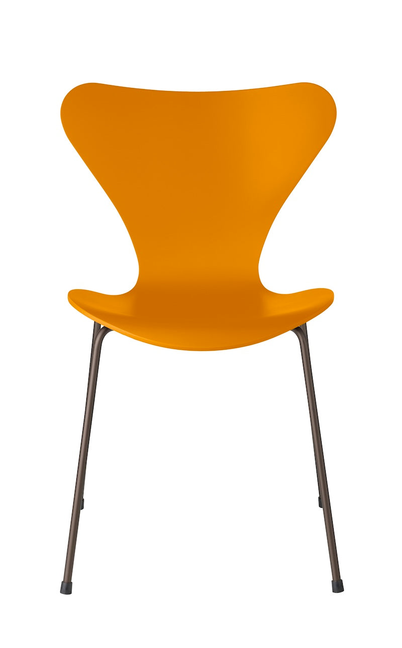 Fritz Hansen - Series 7 3107 Dining Chair - Lacquered Veneer