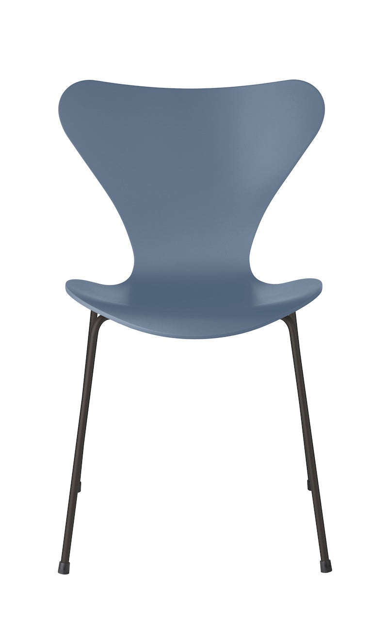Fritz Hansen - Series 7 3107 Dining Chair - Lacquered Veneer