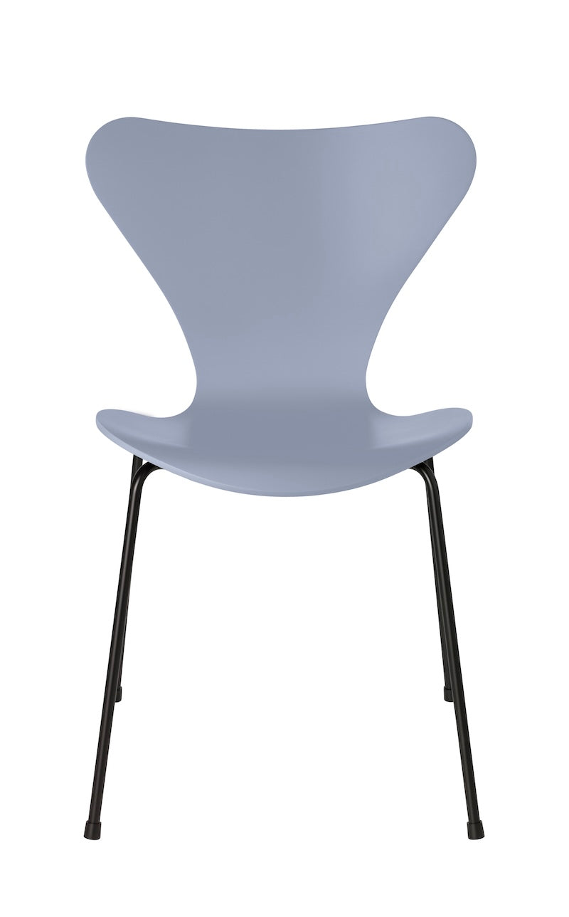 Fritz Hansen - Series 7 3107 Dining Chair - Lacquered Veneer