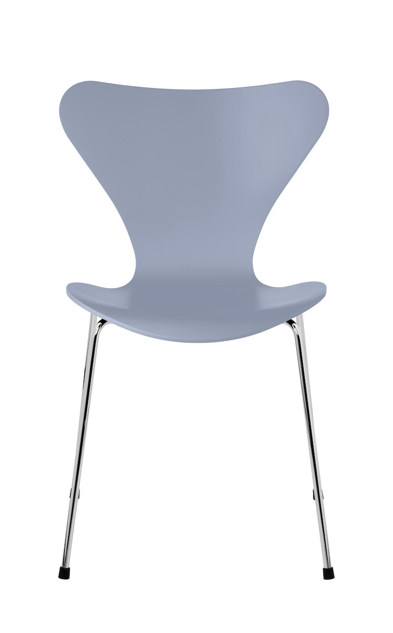 Fritz Hansen - Series 7 3107 Dining Chair - Lacquered Veneer