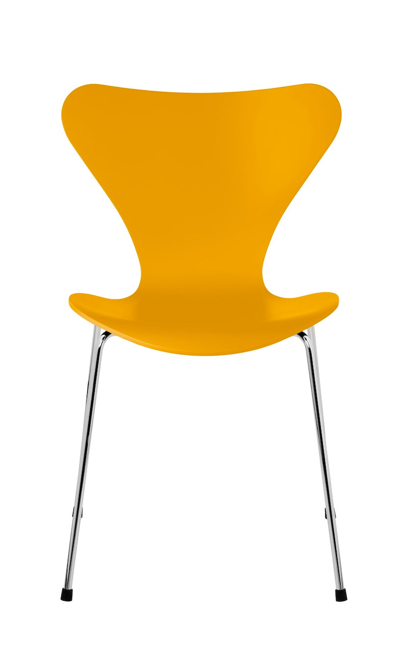 Fritz Hansen - Series 7 3107 Dining Chair - Lacquered Veneer