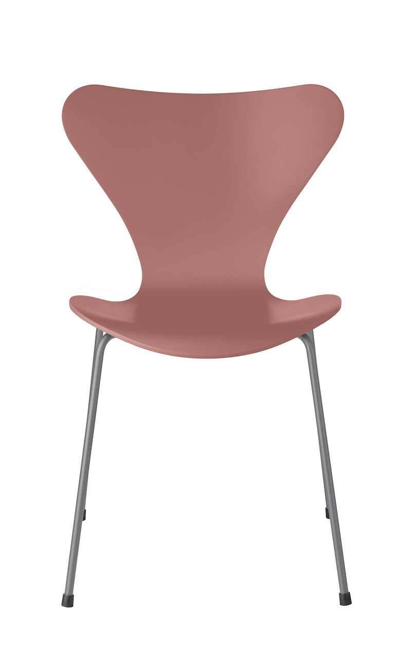 Fritz Hansen - Series 7 3107 Dining Chair - Lacquered Veneer