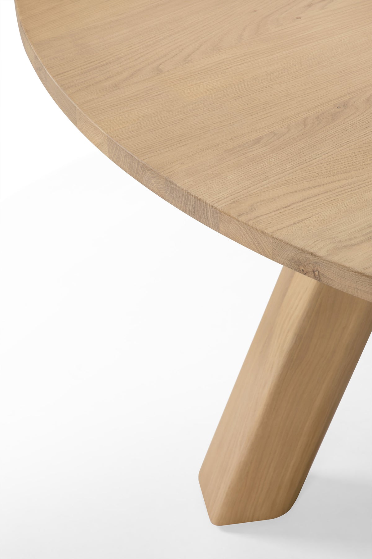 Ethnicraft - Unda Dining Table