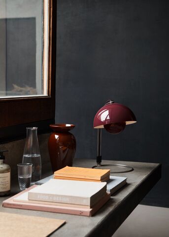 &amp;Tradition - Flowerpot Table VP4