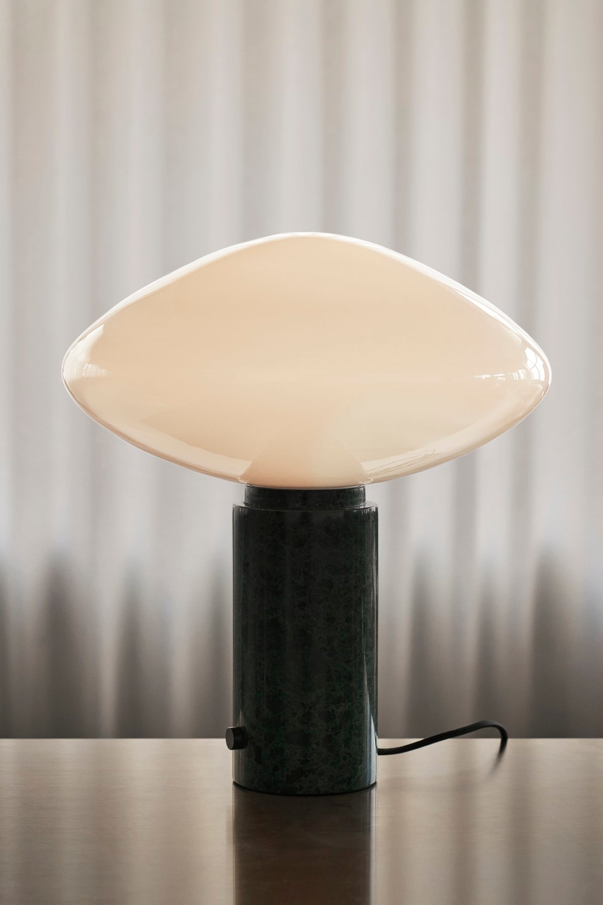 &amp;Tradition - Mist Table Lamp AP17