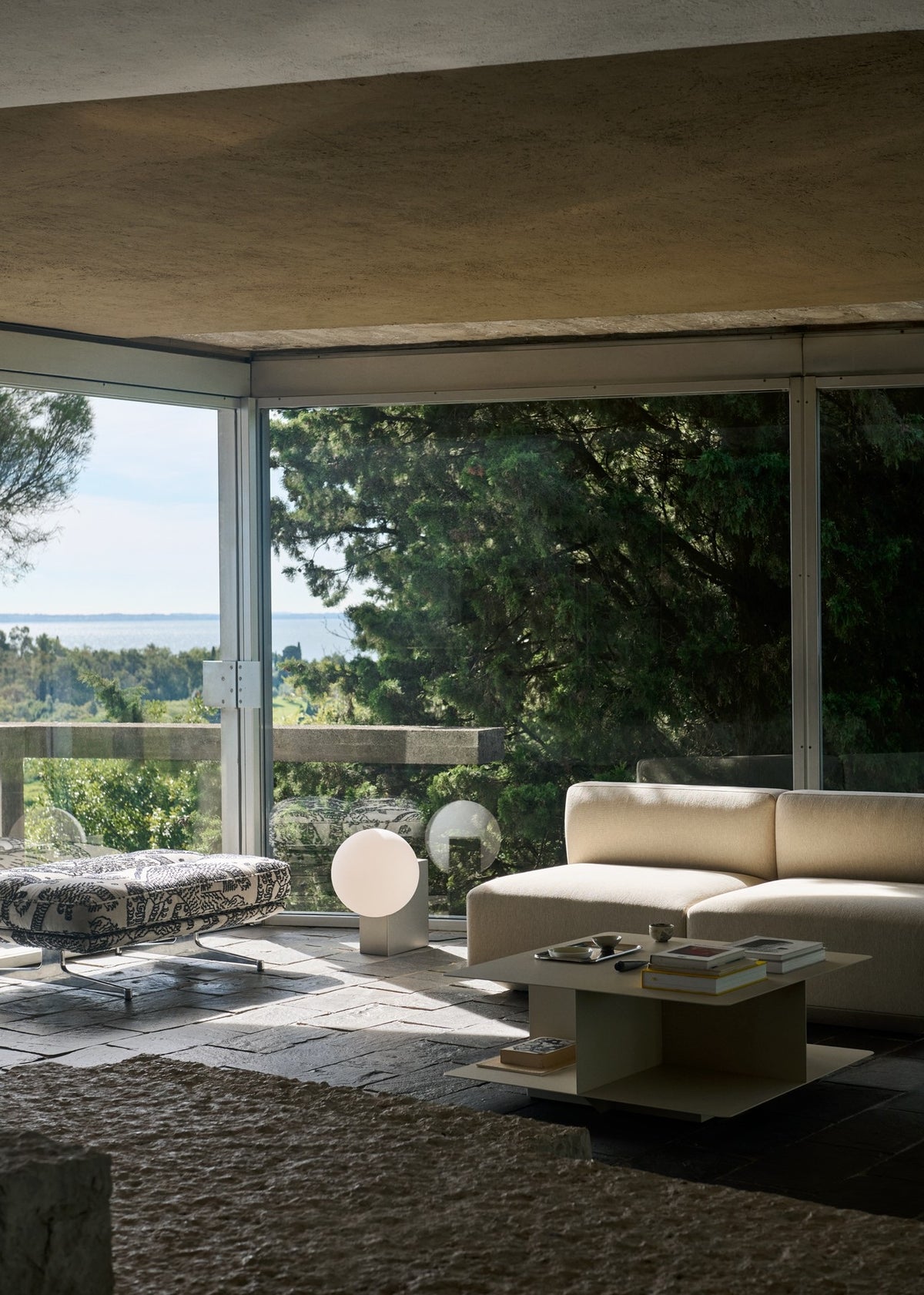 &amp;Tradition - Develius Coffee Table EV3