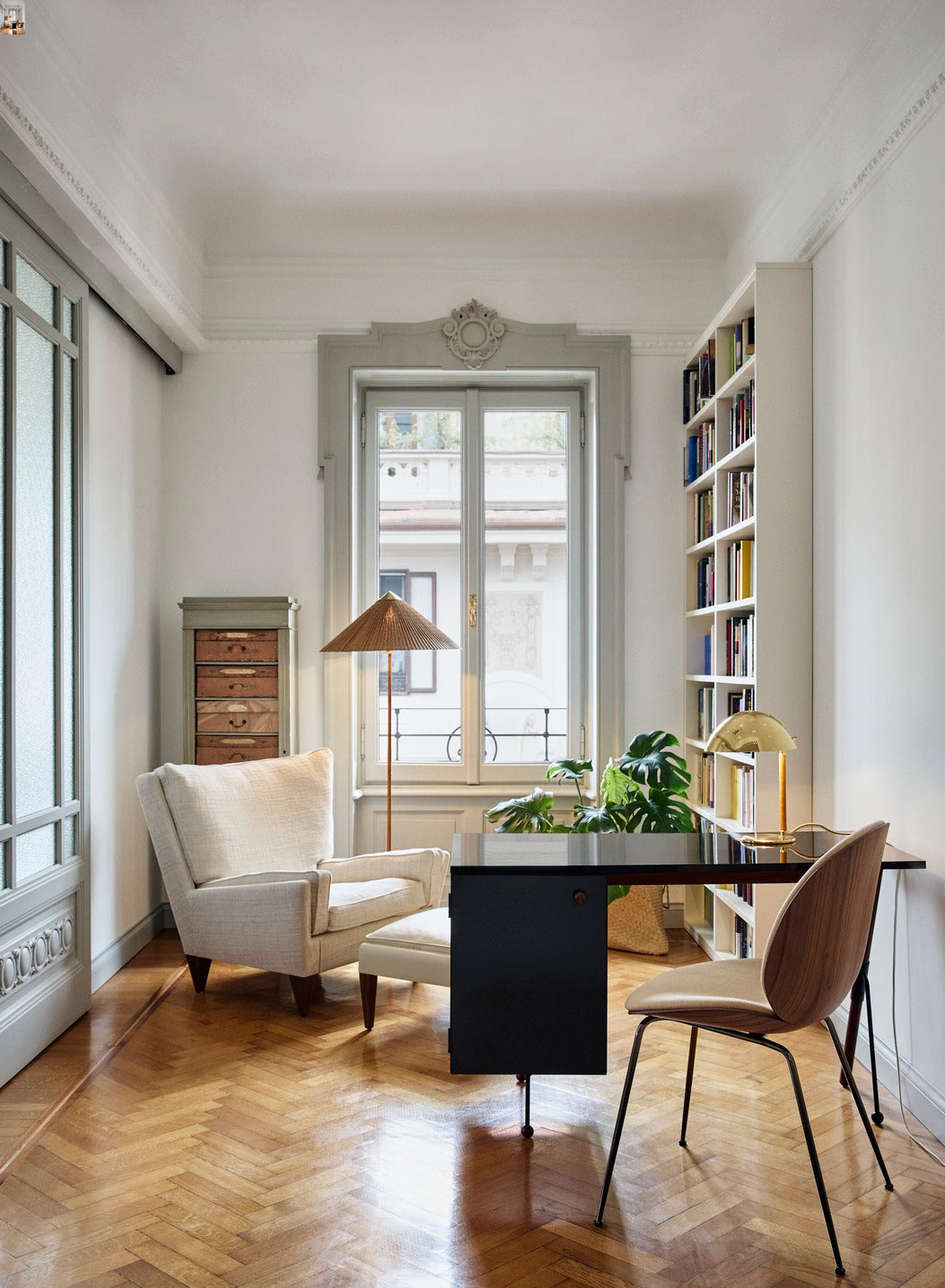 GUBI - 62 Desk