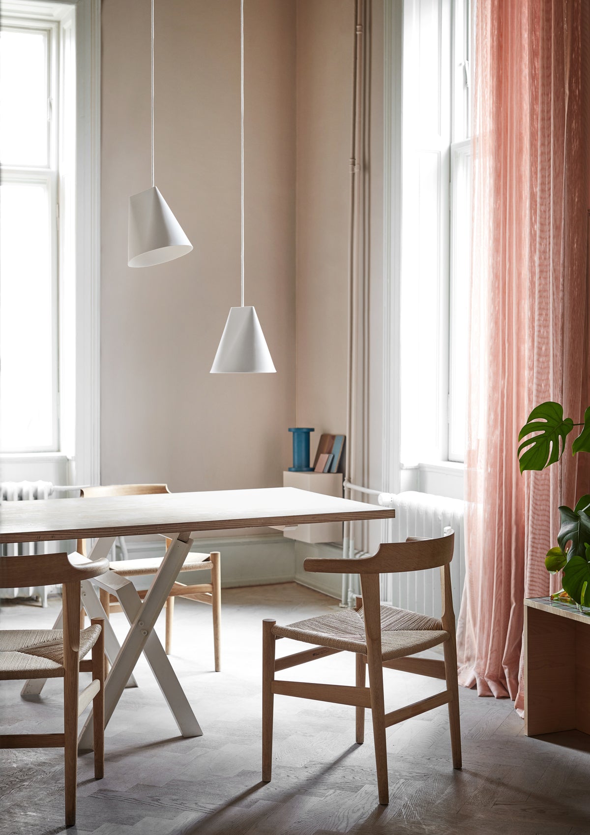 MOEBE - Ceramic Pendant - Wide