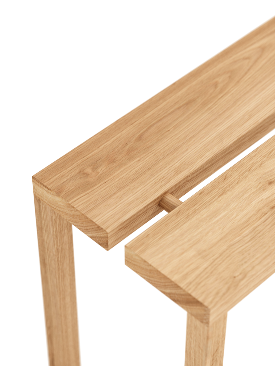 MOEBE - Peg Bench