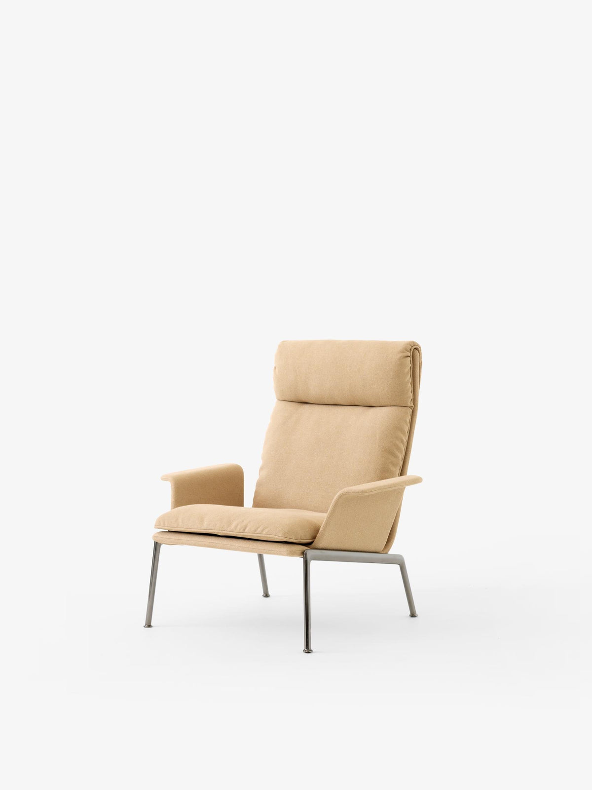 &amp;Tradition - Muno High Back Lounge Chair w/ Arms LN17