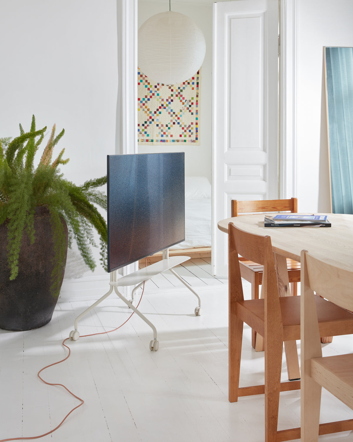 Pedestal - Pipe Shelf