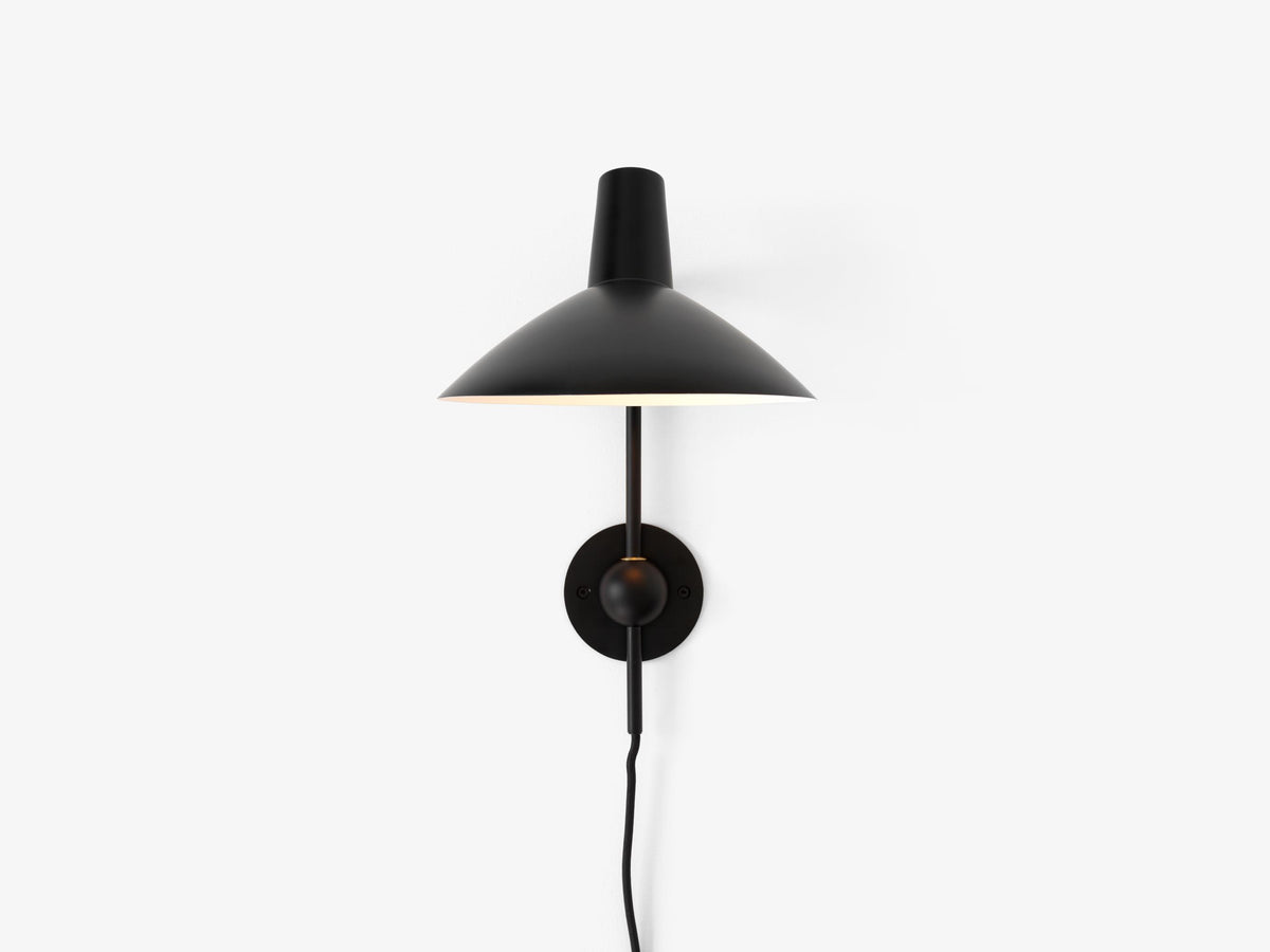 &amp;Tradition - Tripod Wall Lamp HM12