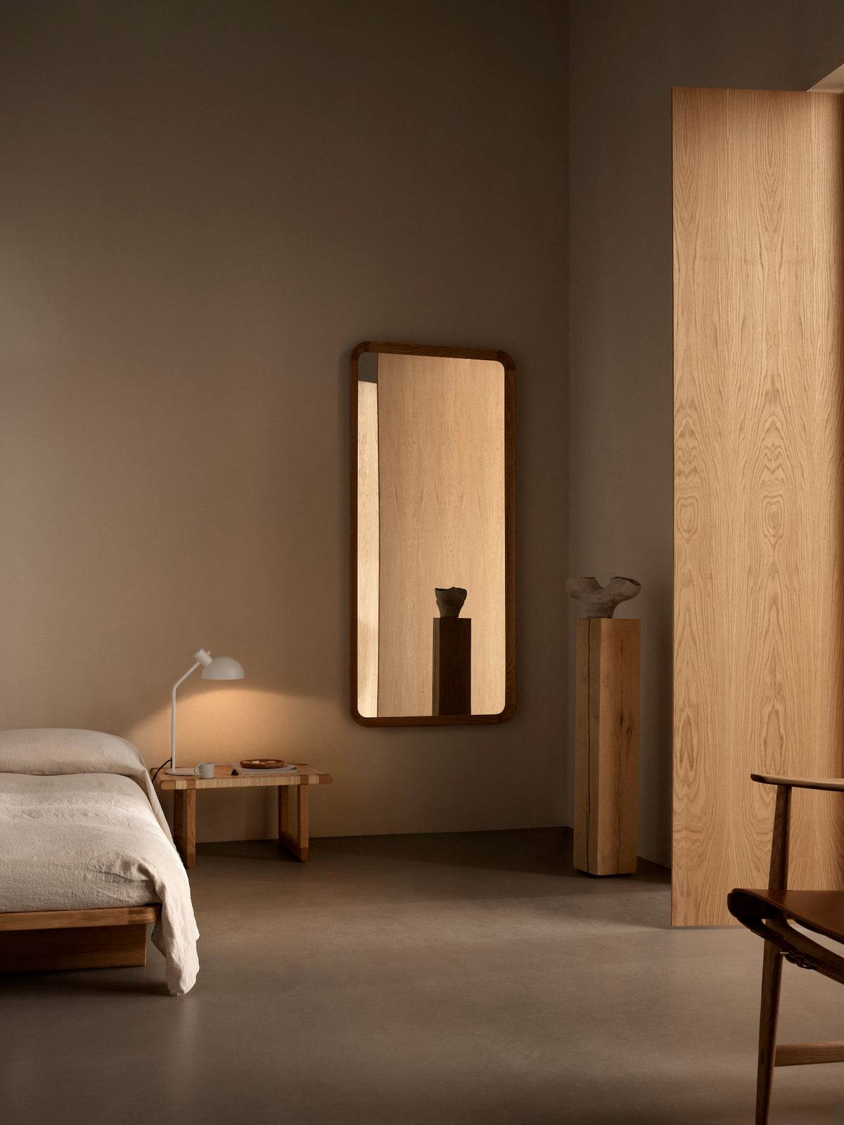 Carl Hansen &amp; Son - VLA62 | Radio House Mirror