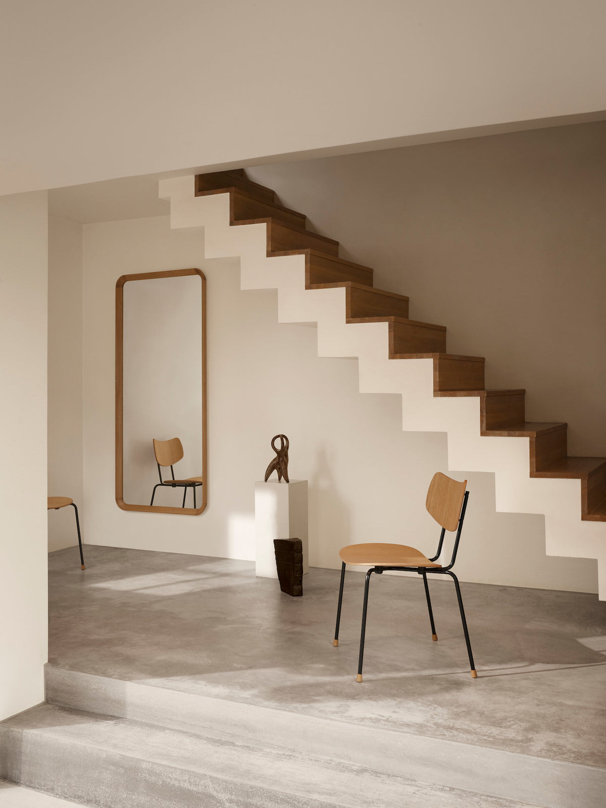 Carl Hansen &amp; Son - VLA62 | Radio House Mirror