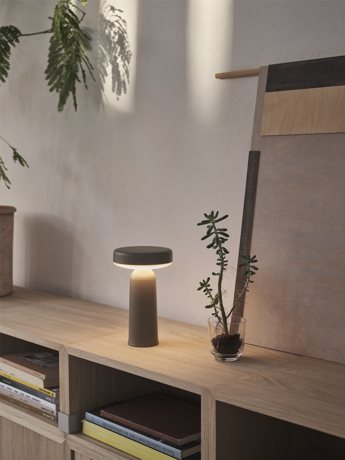 Muuto - Ease Portable Lamp