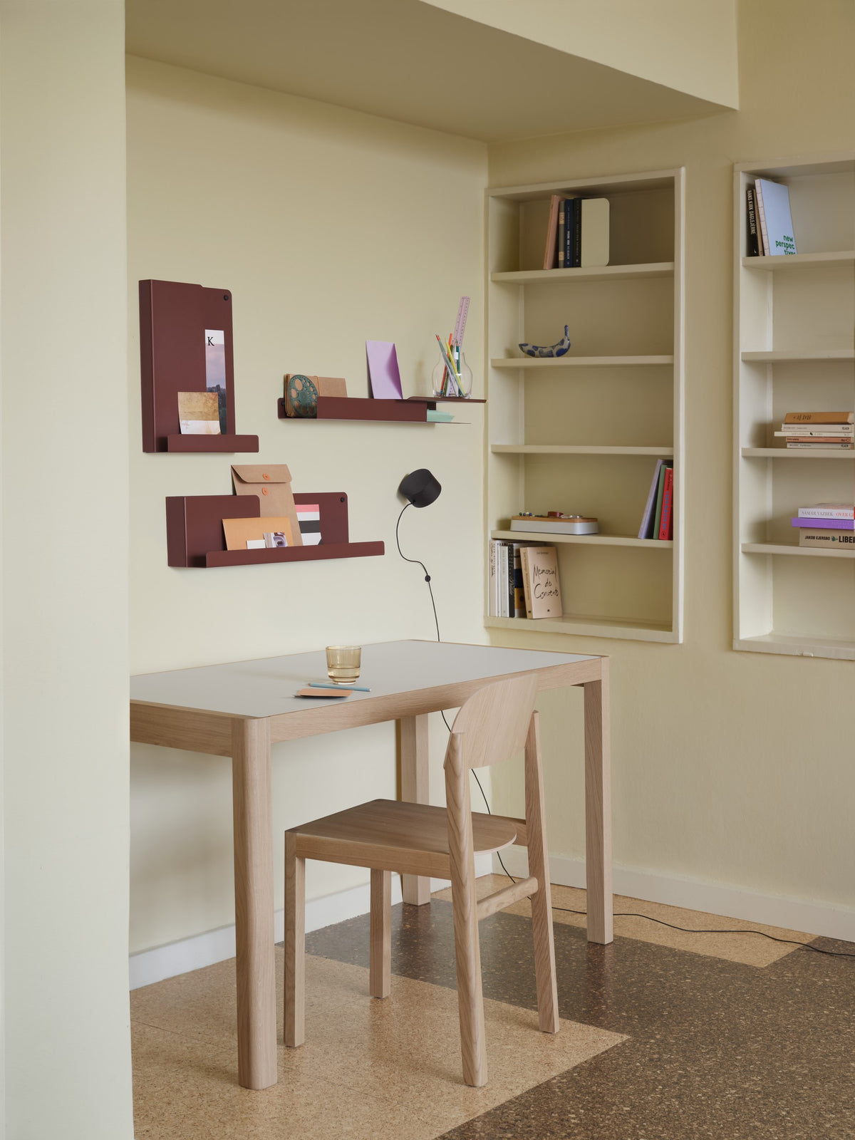 MUUTO - Folded Shelves