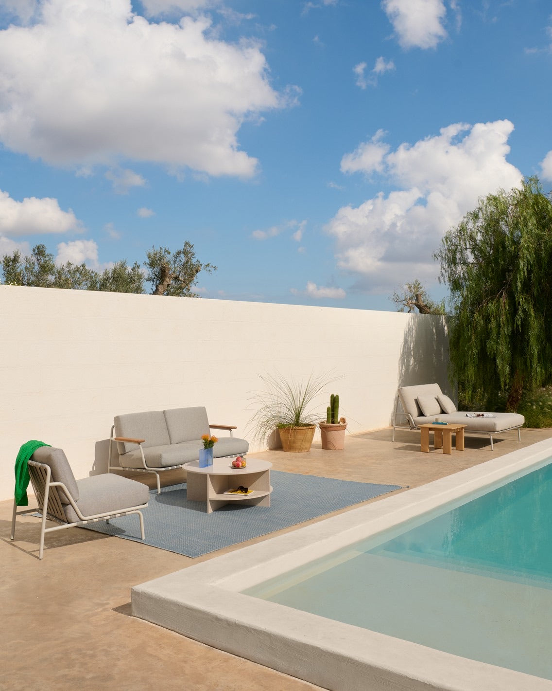 Muuto - Linear Steel Bench w. Backrest