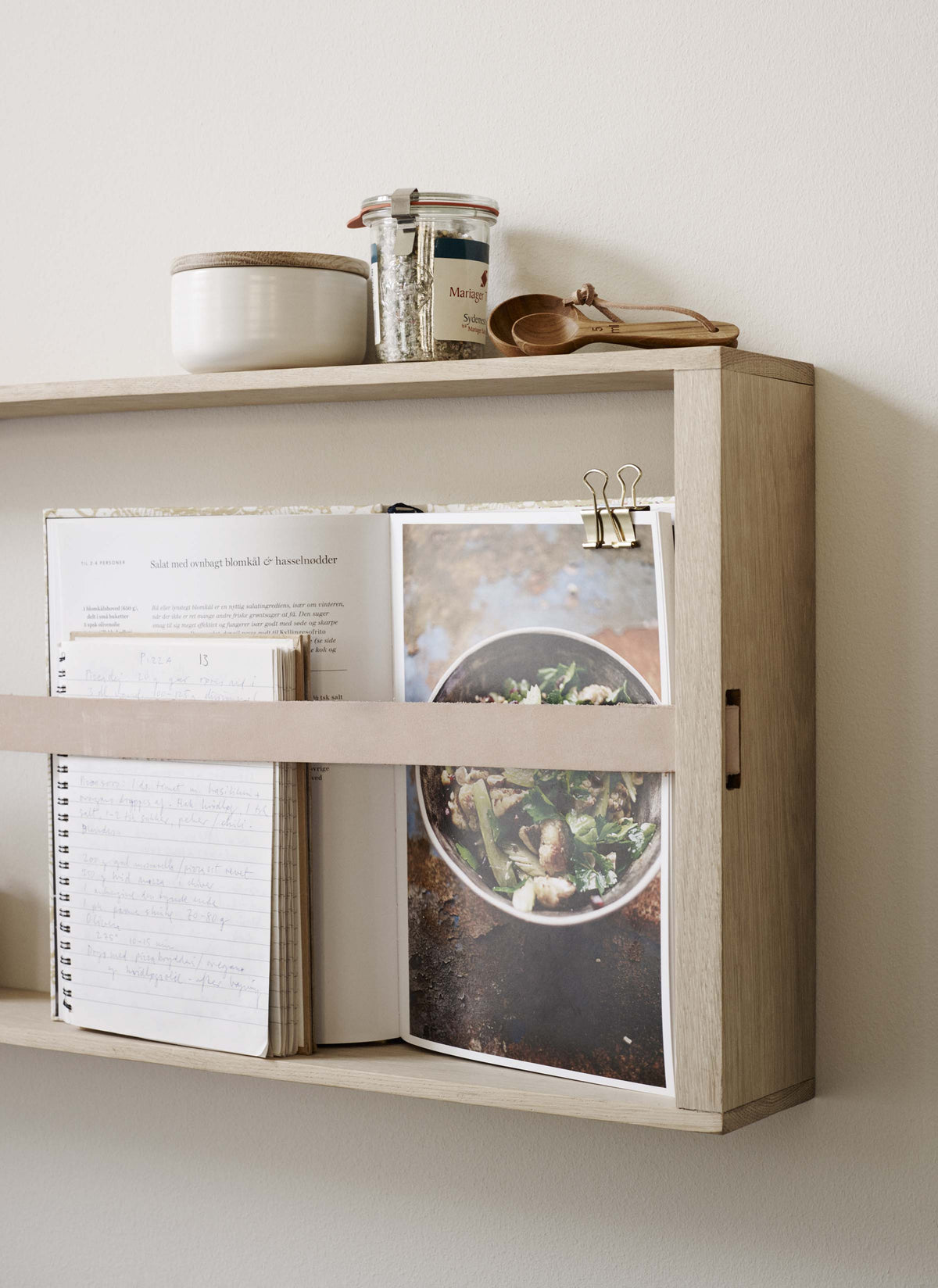Fritz Hansen - Skagerak Collection - Norr Magazine Holder - 75