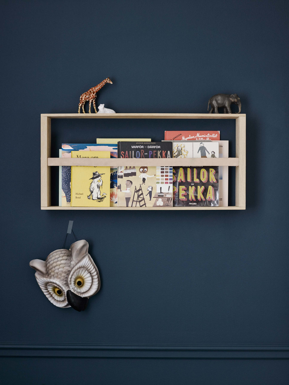 Fritz Hansen - Skagerak Collection - Norr Magazine Holder - 75