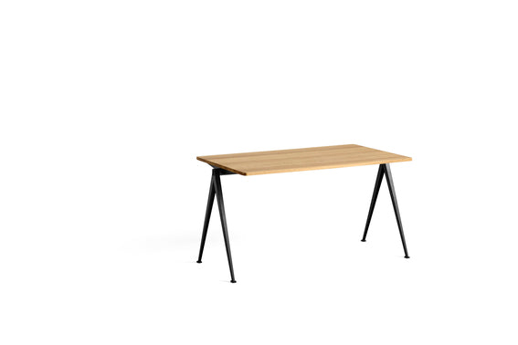 HAY - Pyramid Table 01