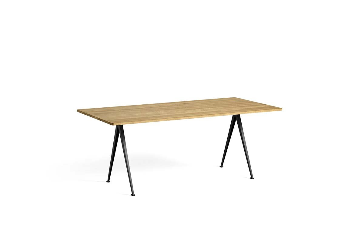 HAY - Pyramid Table 02