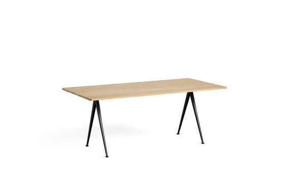HAY - Pyramid Table 02