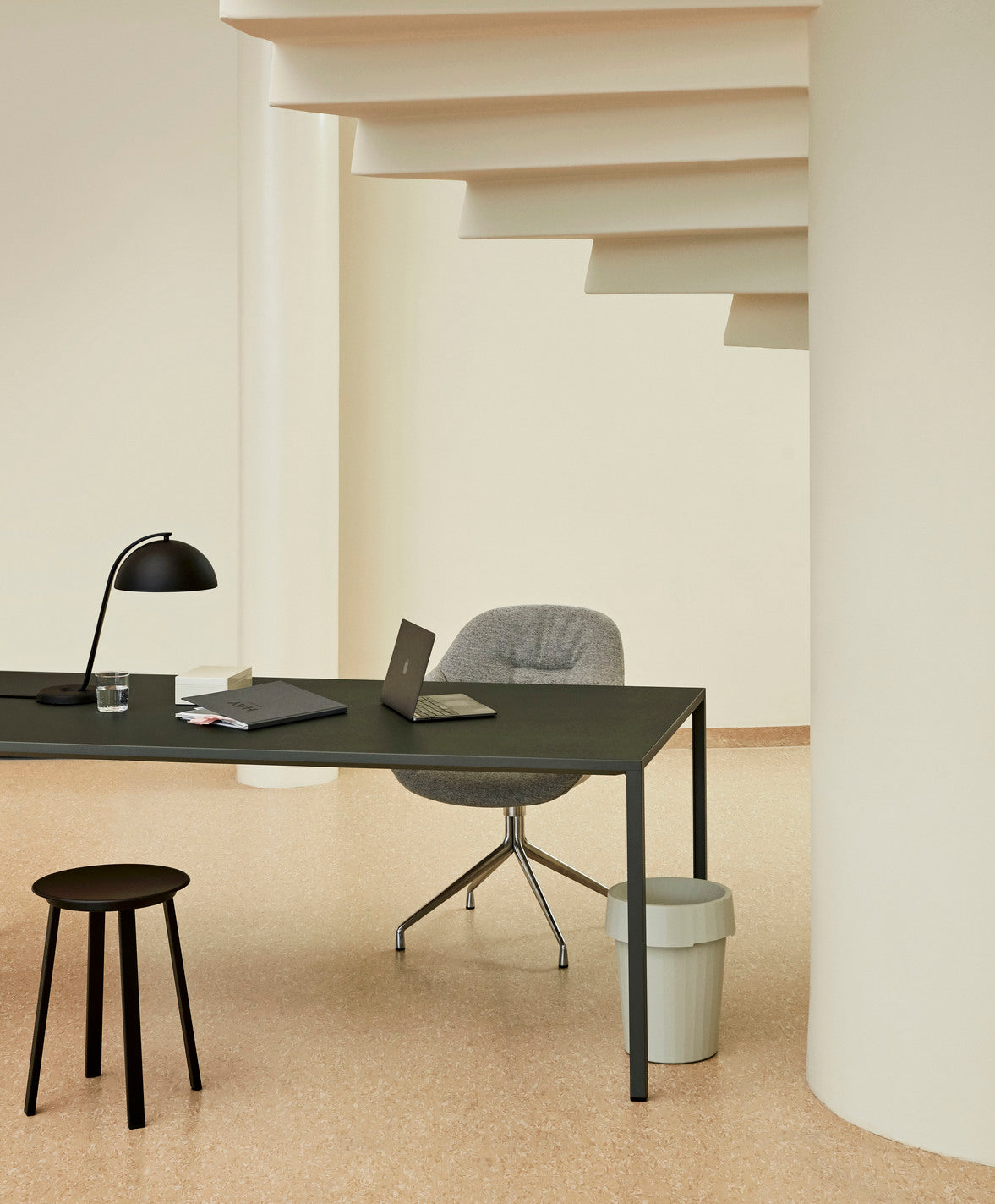 HAY - Revolver Stool