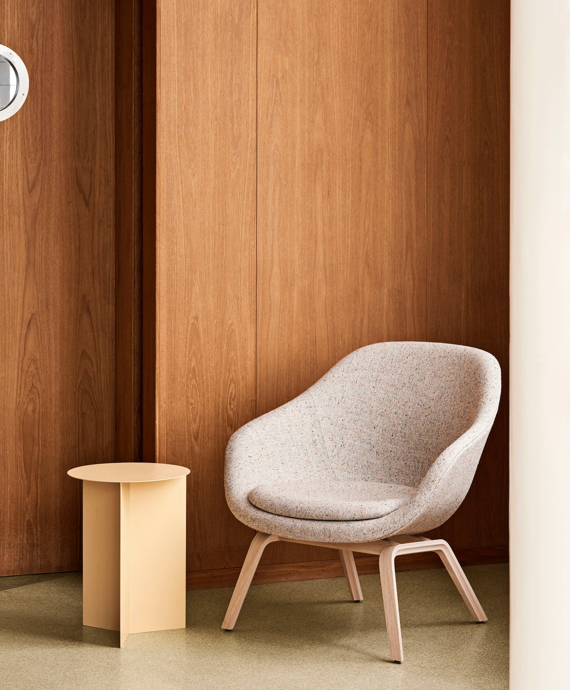 HAY - Slit Table - Round