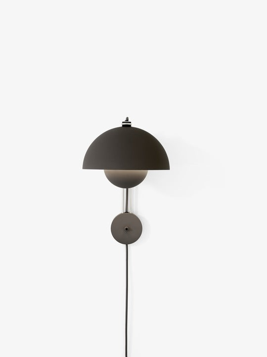 &amp;Tradition - Flowerpot Wall Lamp VP8