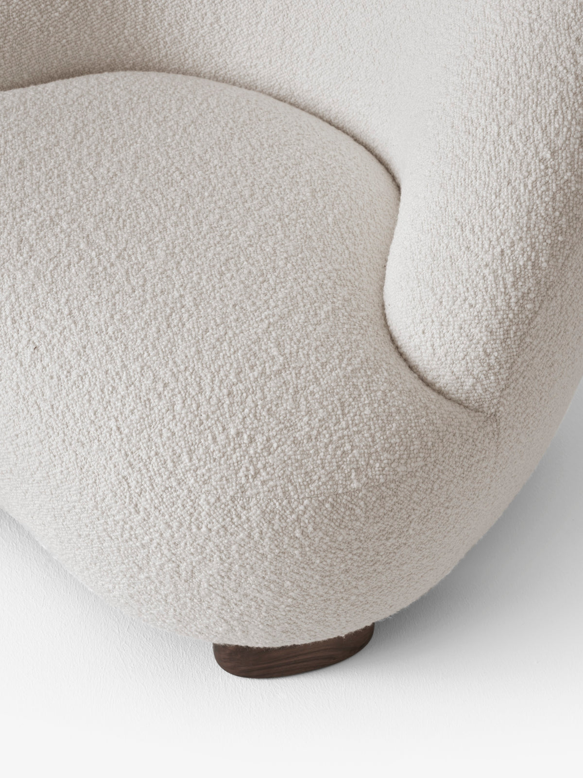 &amp;Tradition - Margas Lounge Chair LC1