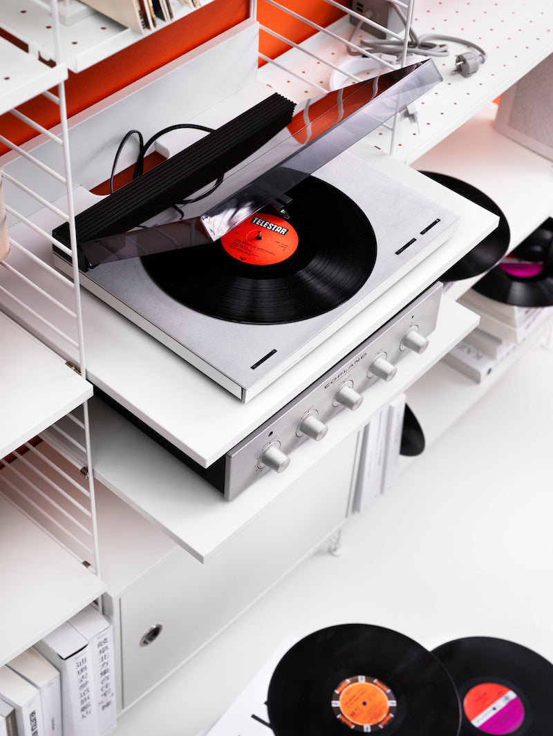 STRING - Media Shelf